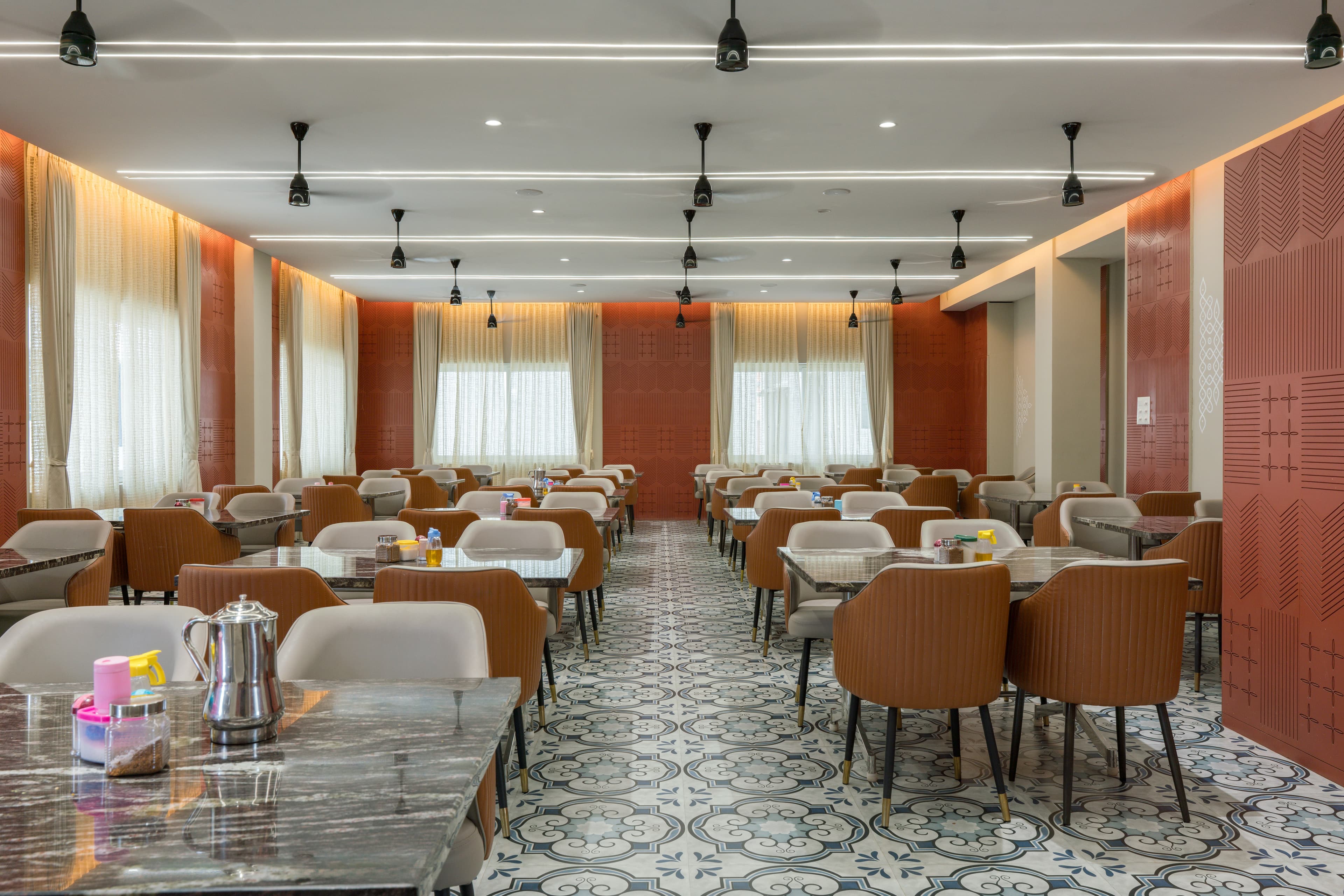 Community Dining Experience
